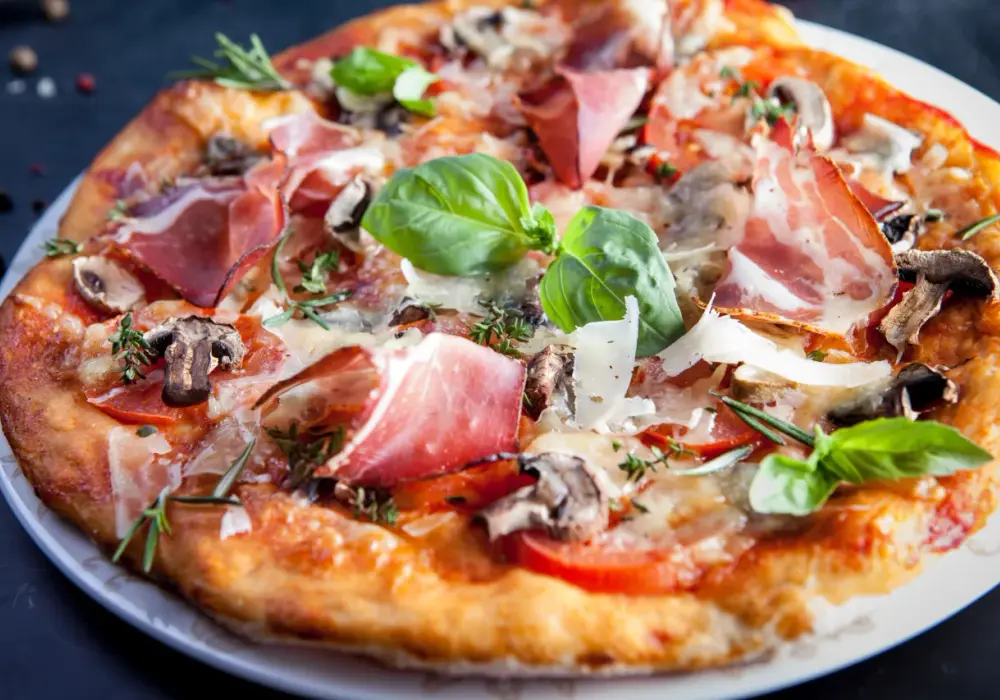Jak układać składniki na pizzę, by uniknąć najczęstszych błędów