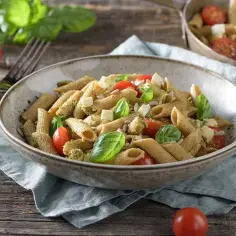 Penne z pesto bazyliowym – szybki przepis na pyszne danie wegetariańskie