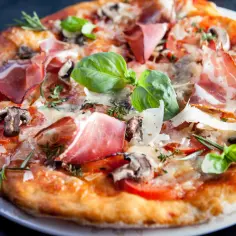 Jak układać składniki na pizzę, by uniknąć najczęstszych błędów