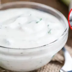 Przepis na sos czosnkowy jak z restauracji - prosty i pyszny