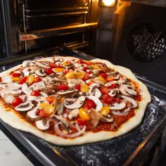 Jak zrobić domową pizzę - prosta receptura na idealne ciasto
