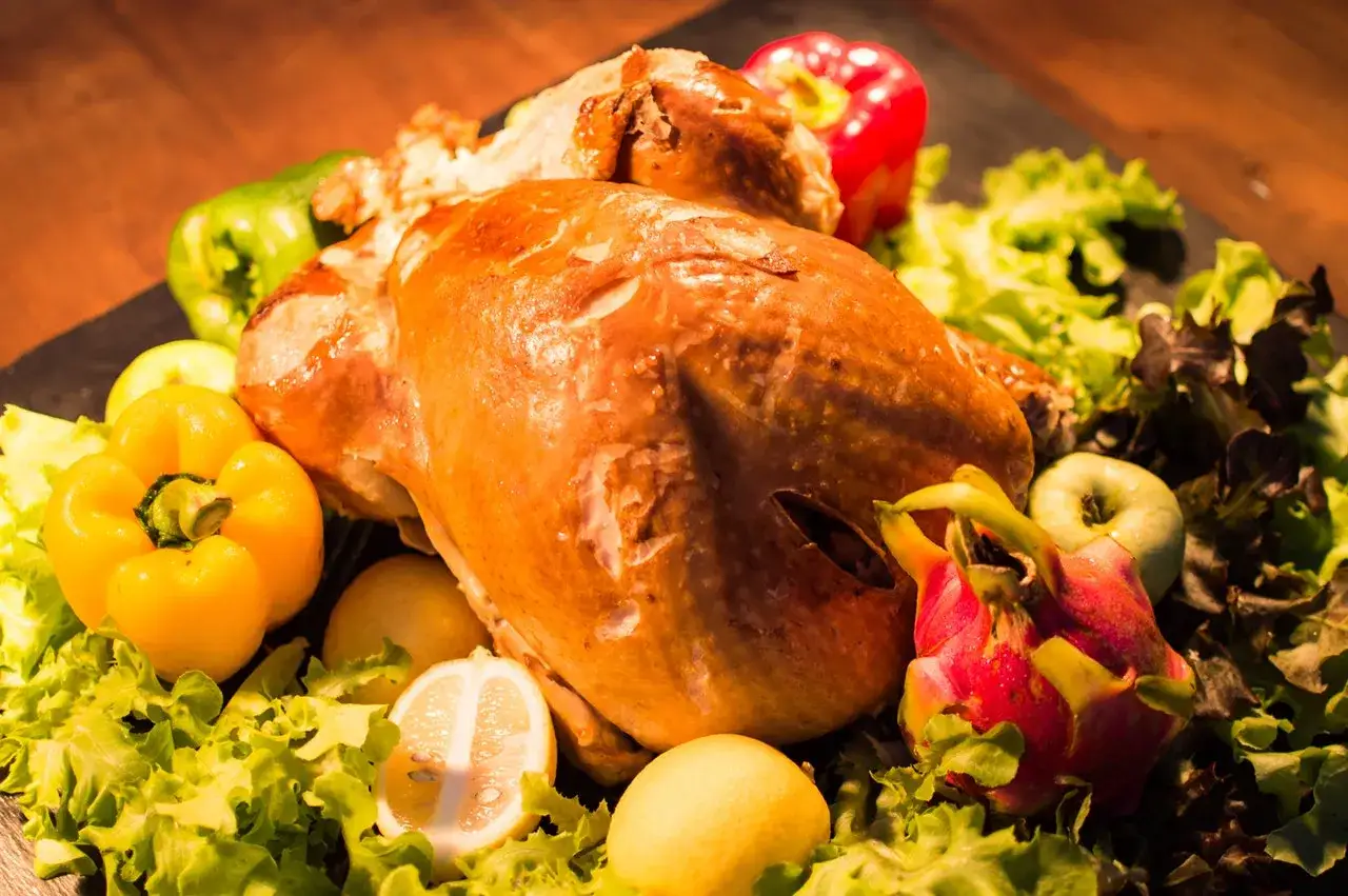 Zdjęcie Jak wędzić kurczaka - krok po kroku do idealnego smaku i aromatu