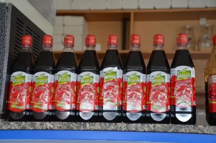 Zdjęcie Sos z granatów do czego? 5 zaskakujących zastosowań w kuchni