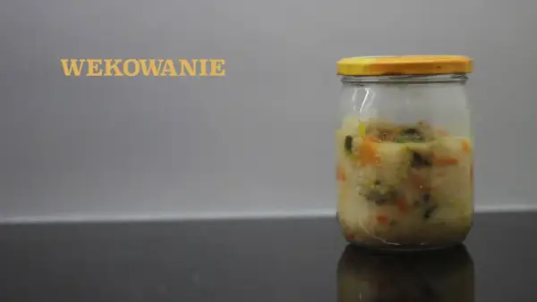 Wekowanie zup jak długo? Poznaj prawidłowe czasy i techniki