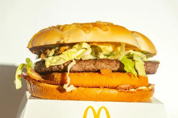Jak zrobić burger drwala – prosty przepis na wyjątkowy smak